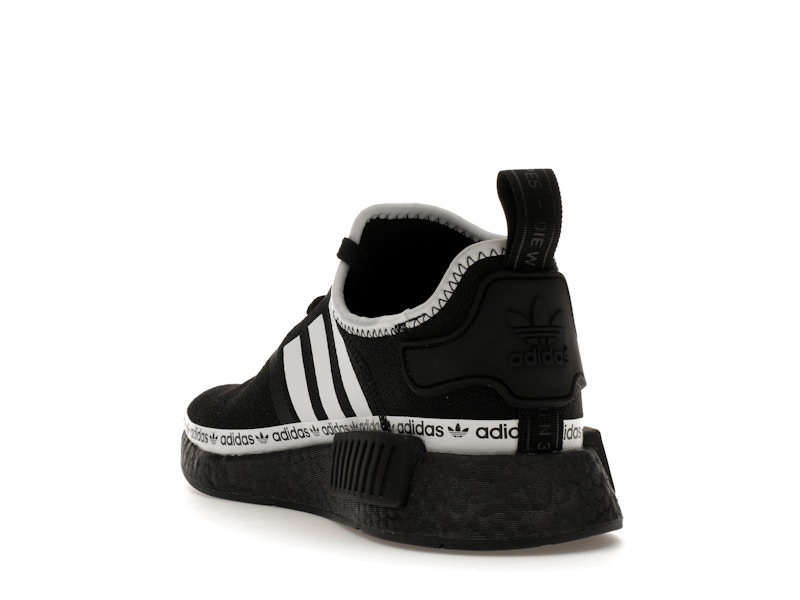 adidas NMD R1 Oreo - 360° view 25
