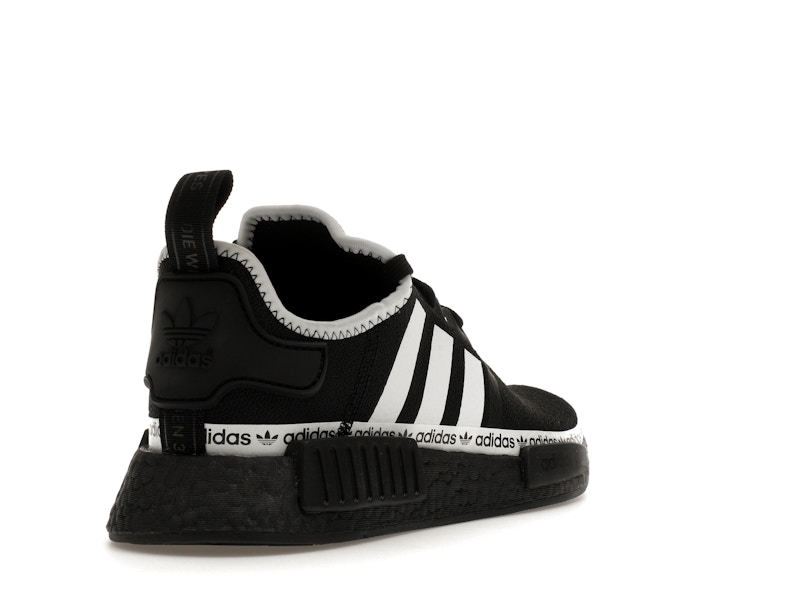 adidas NMD R1 Oreo - 360° view 31