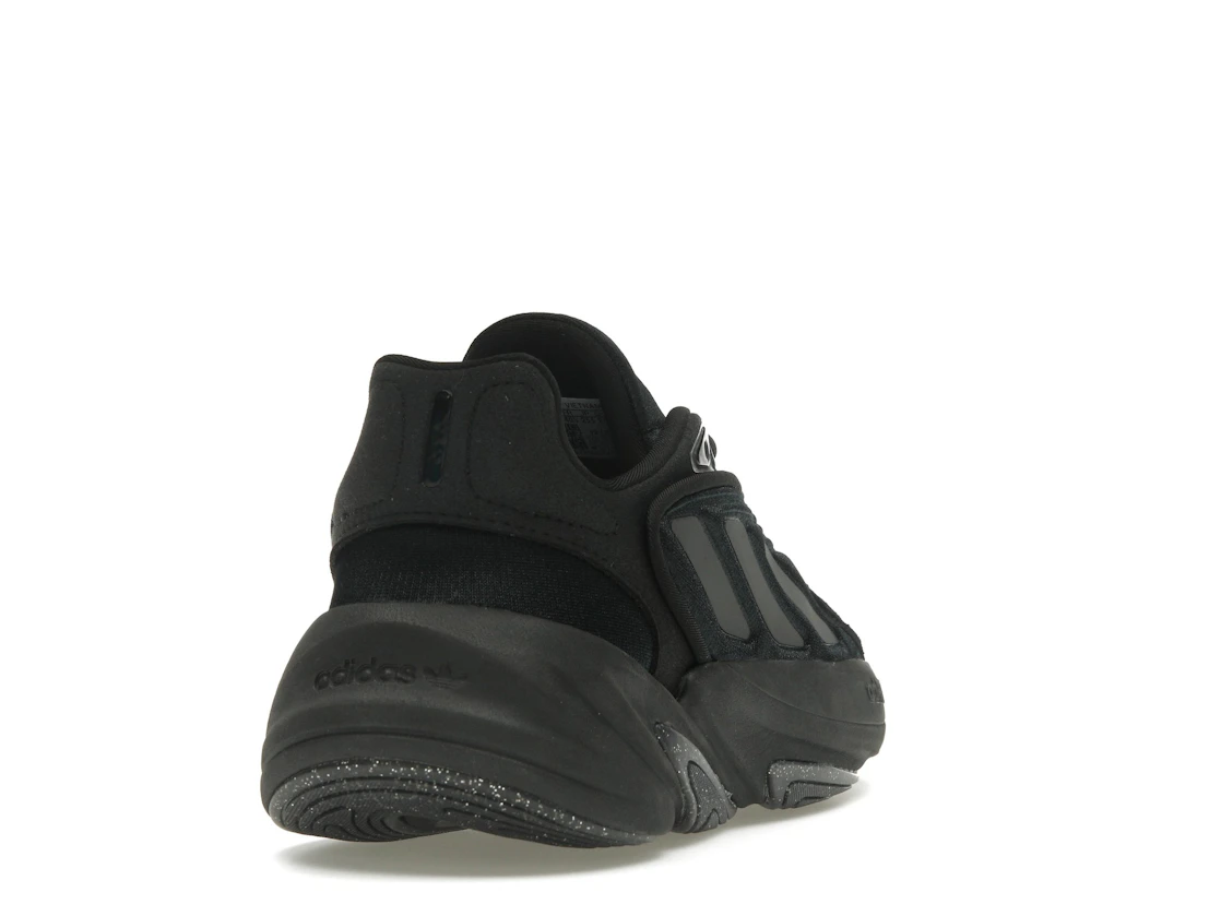 adidas Ozelia Black Carbon (Women's)