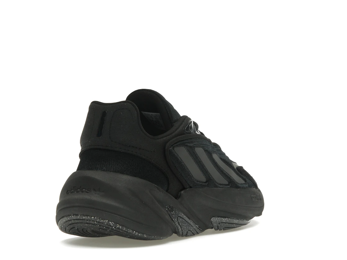 adidas Ozelia Black Carbon (Women's)