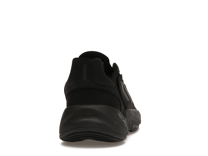 adidas Ozelia Triple Black