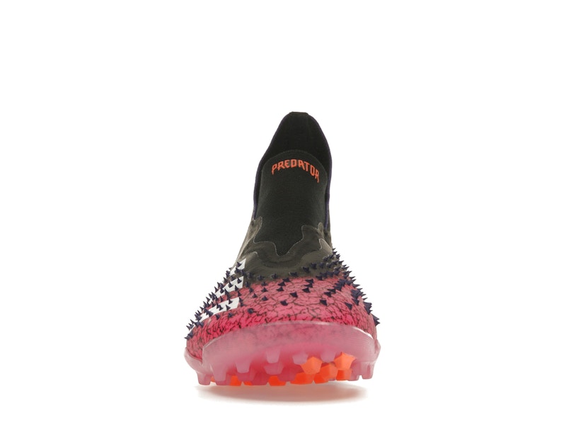 adidas Predator Freak Laceless TF Shock Pink
