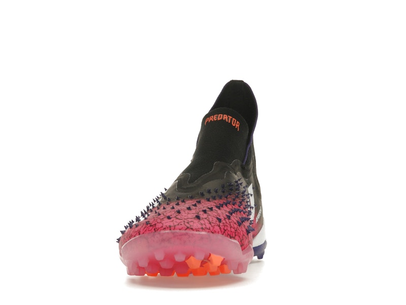 adidas Predator Freak Laceless TF Shock Pink