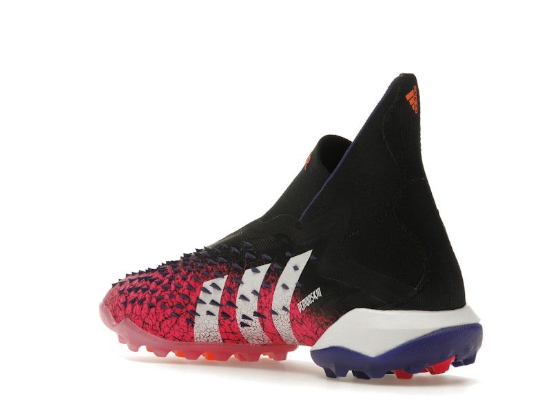 adidas Predator Freak Laceless TF Shock Pink