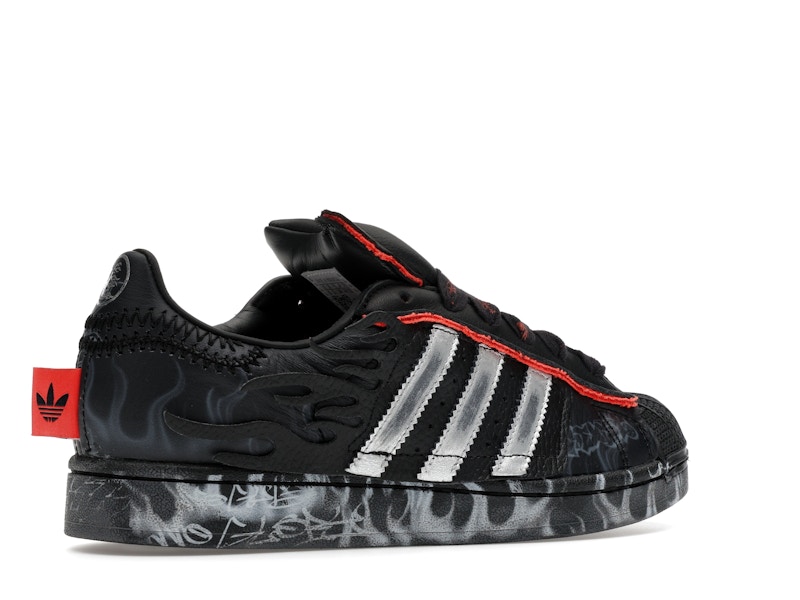 adidas Superstar Hellstar