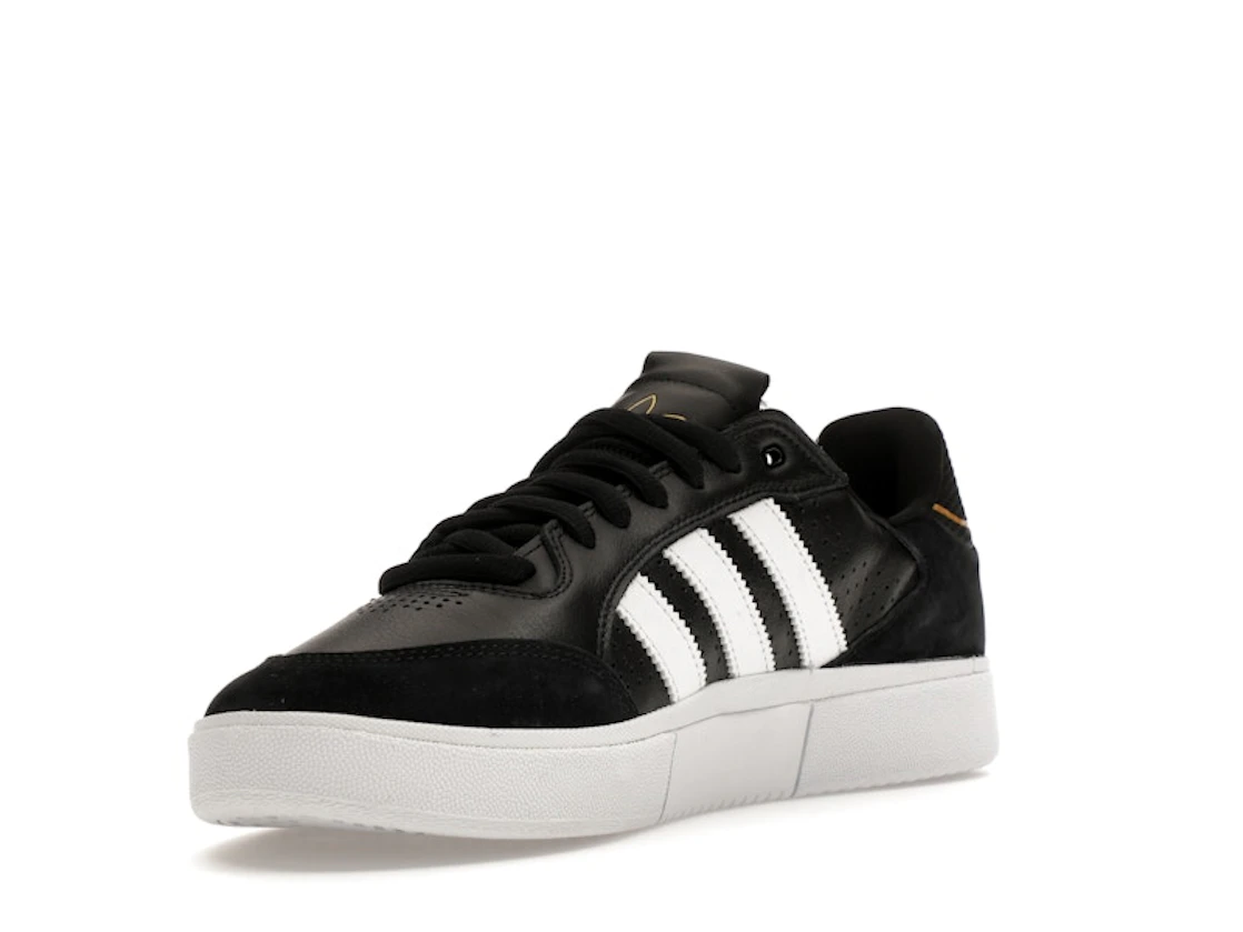 adidas Tyshawn Low Black White