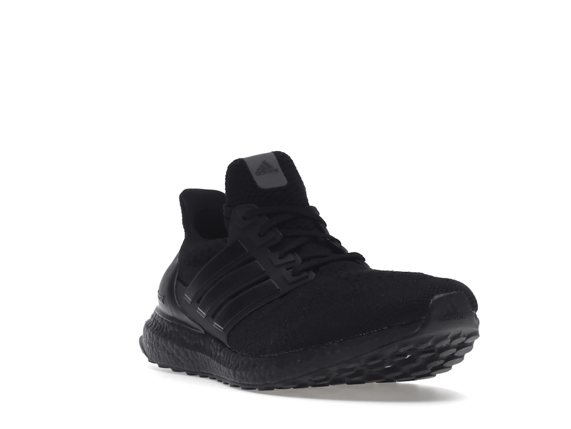 adidas Ultra Boost 5.0 DNA Triple Black