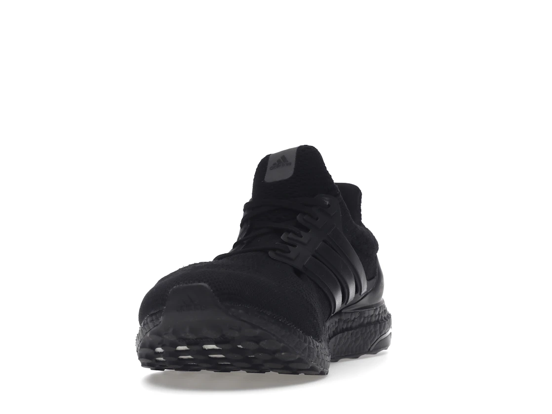 adidas Ultra Boost 5.0 DNA Triple Black