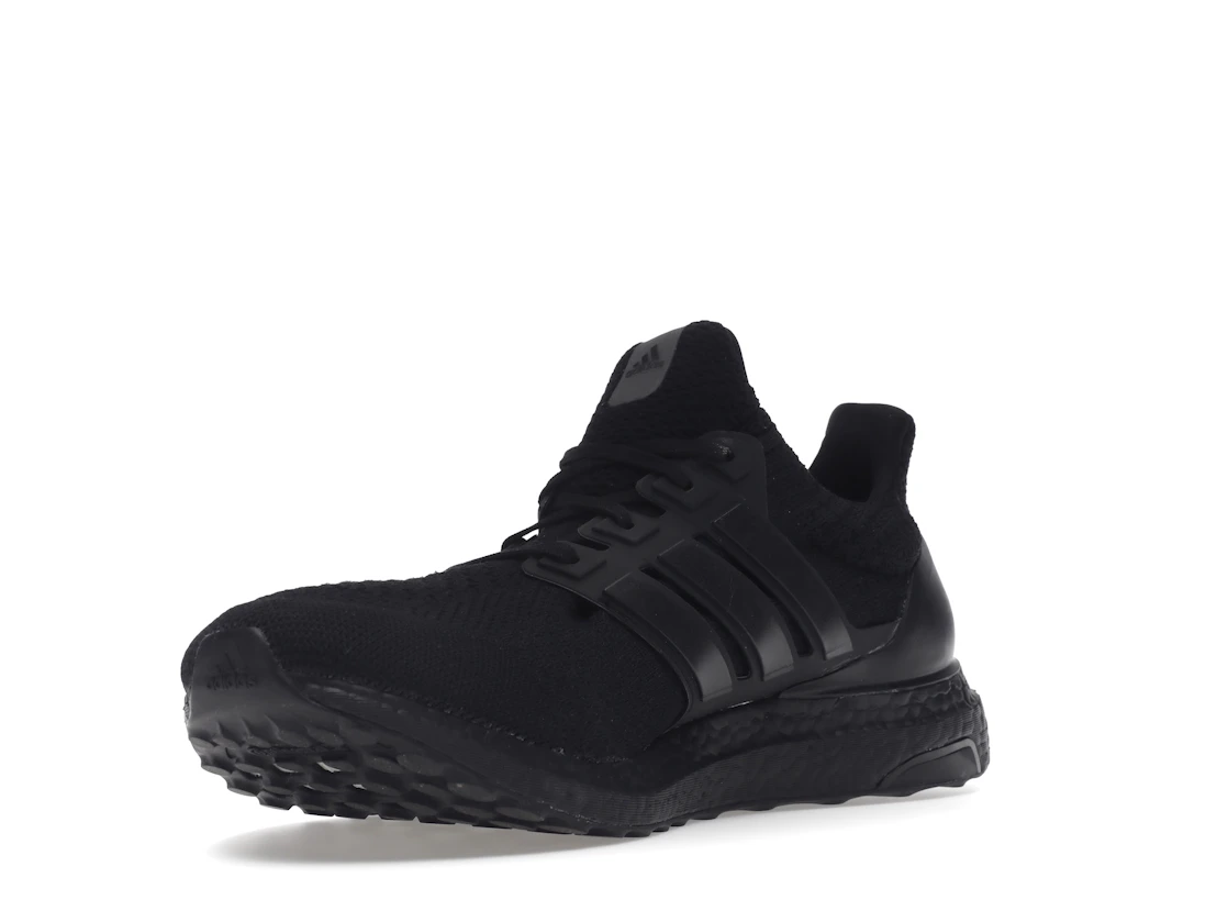 adidas Ultra Boost 5.0 DNA Triple Black