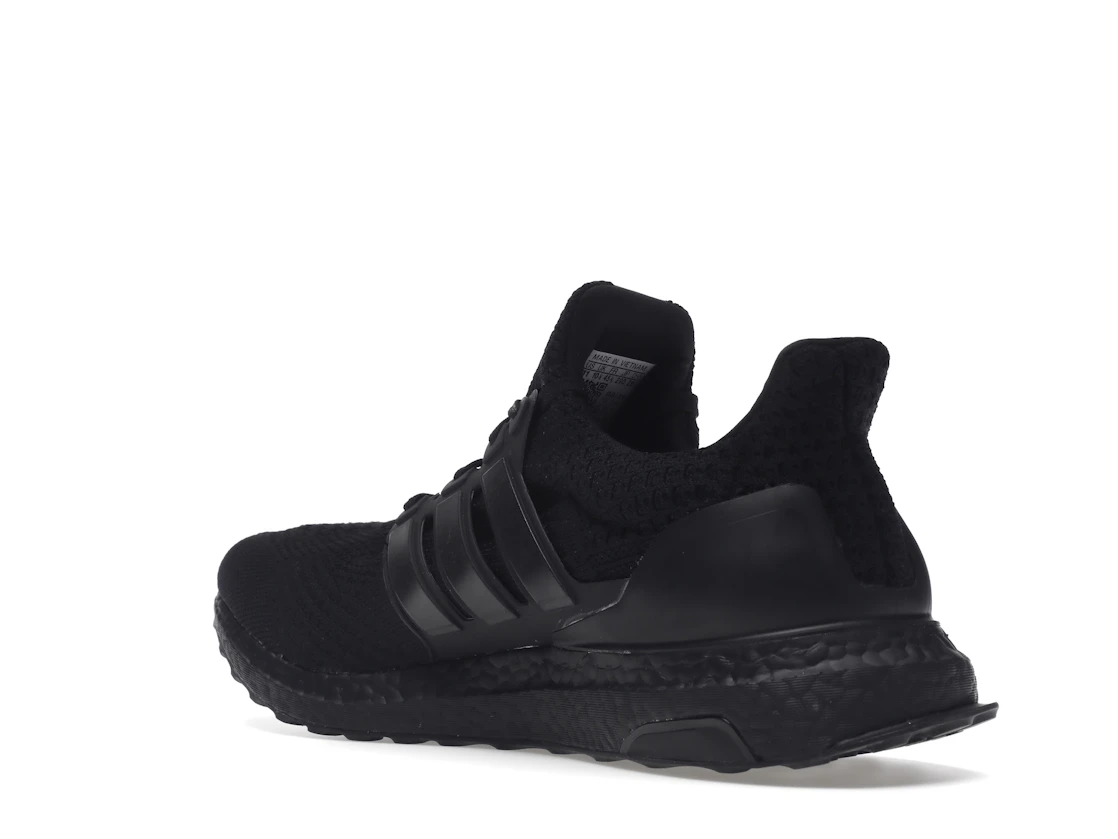 adidas Ultra Boost 5.0 DNA Triple Black