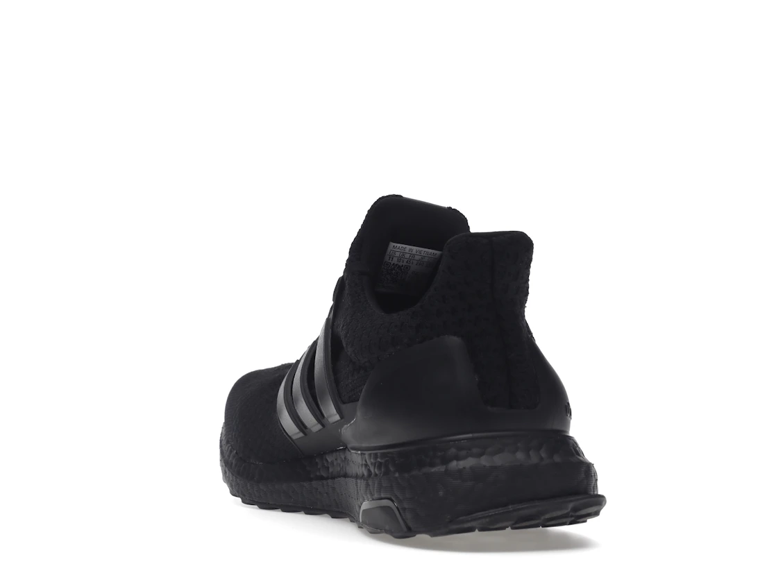 adidas Ultra Boost 5.0 DNA Triple Black