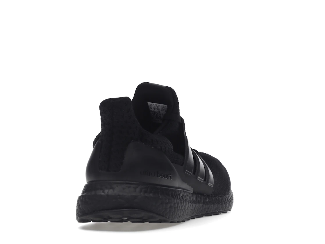 adidas Ultra Boost 5.0 DNA Triple Black