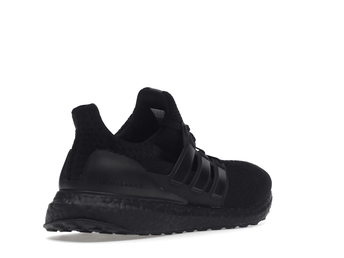 adidas Ultra Boost 5.0 DNA Triple Black