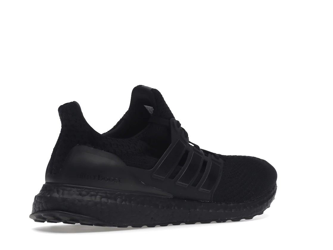 adidas Ultra Boost 5.0 DNA Triple Black