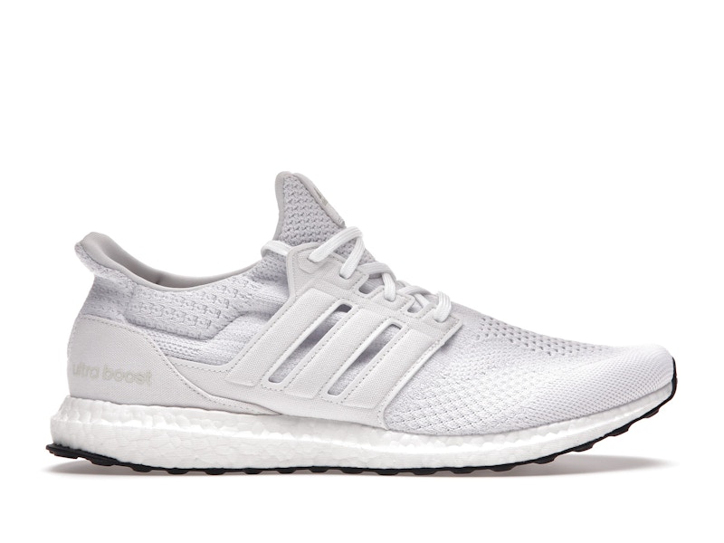 Ultra boost 4.0 triple hotsell white stockx