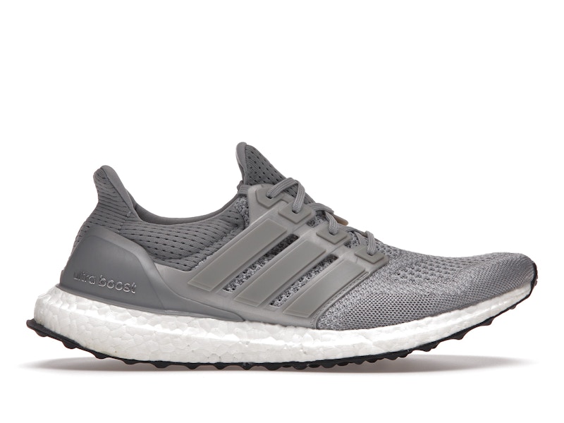 Adidas ultra hotsell boost silver