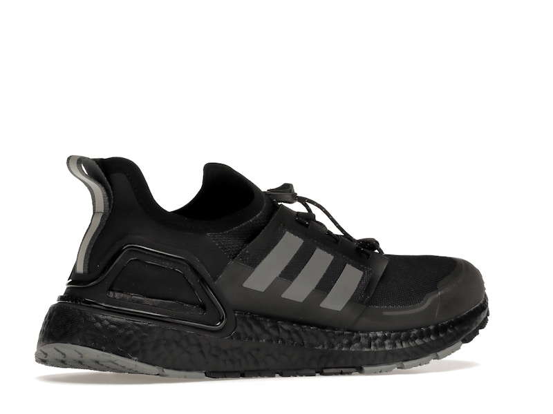 adidas Ultra Boost Winter Rdy Core Black - 360° view 34