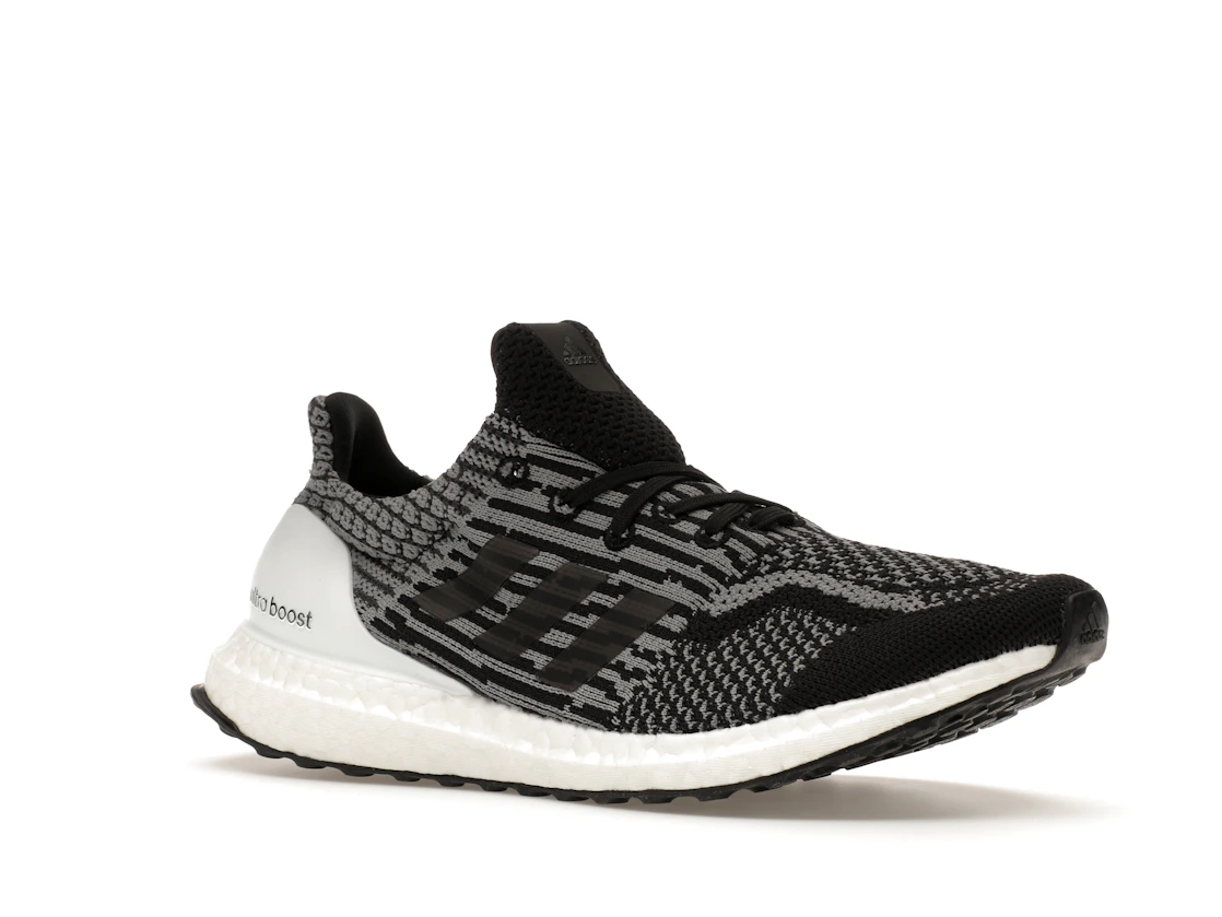 adidas Ultra Boost 5.0 Uncaged DNA Oreo