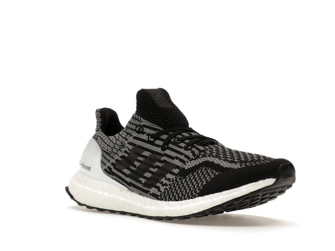 adidas Ultra Boost 5.0 Uncaged DNA Oreo