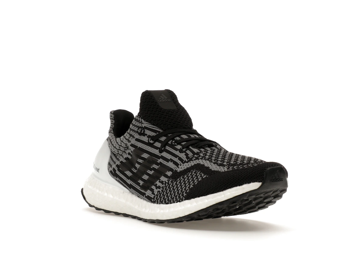 adidas Ultra Boost 5.0 Uncaged DNA Oreo