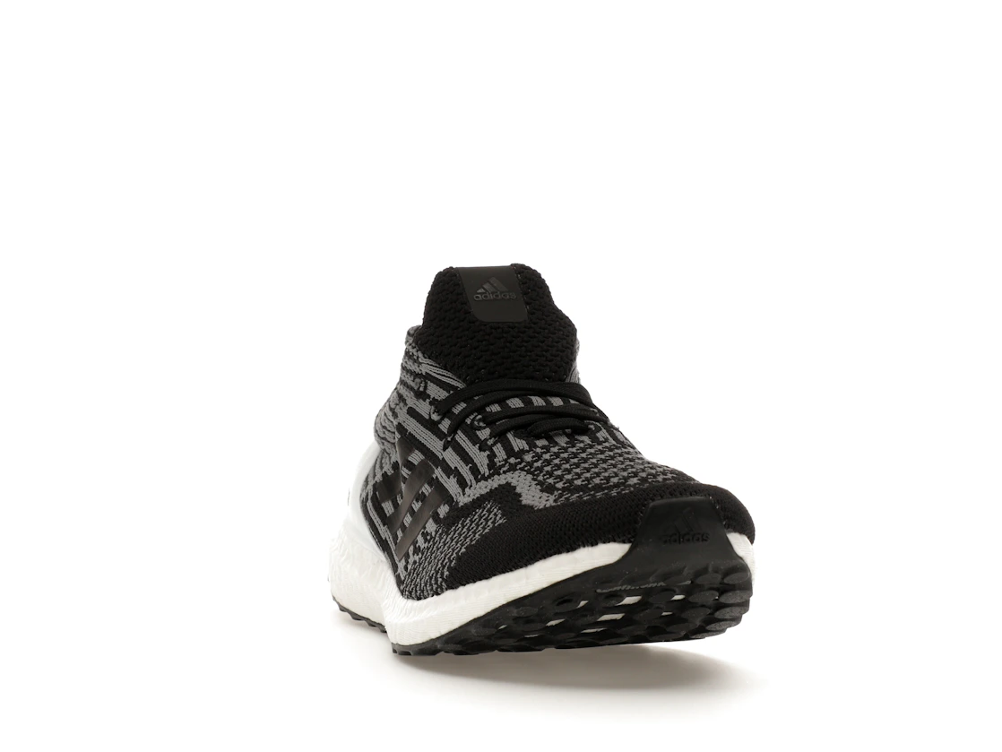 adidas Ultra Boost 5.0 Uncaged DNA Oreo