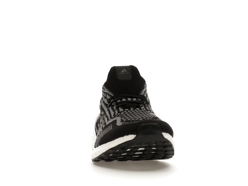 adidas Ultra Boost 5.0 Uncaged DNA Oreo