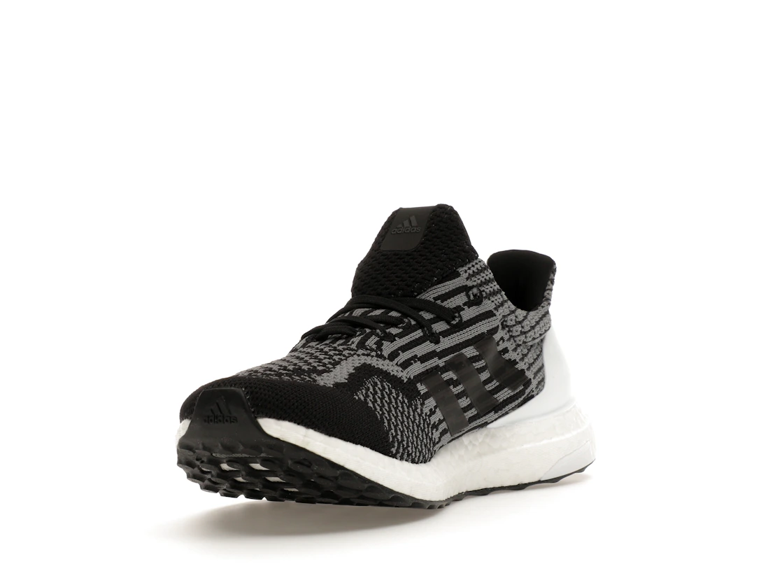 adidas Ultra Boost 5.0 Uncaged DNA Oreo