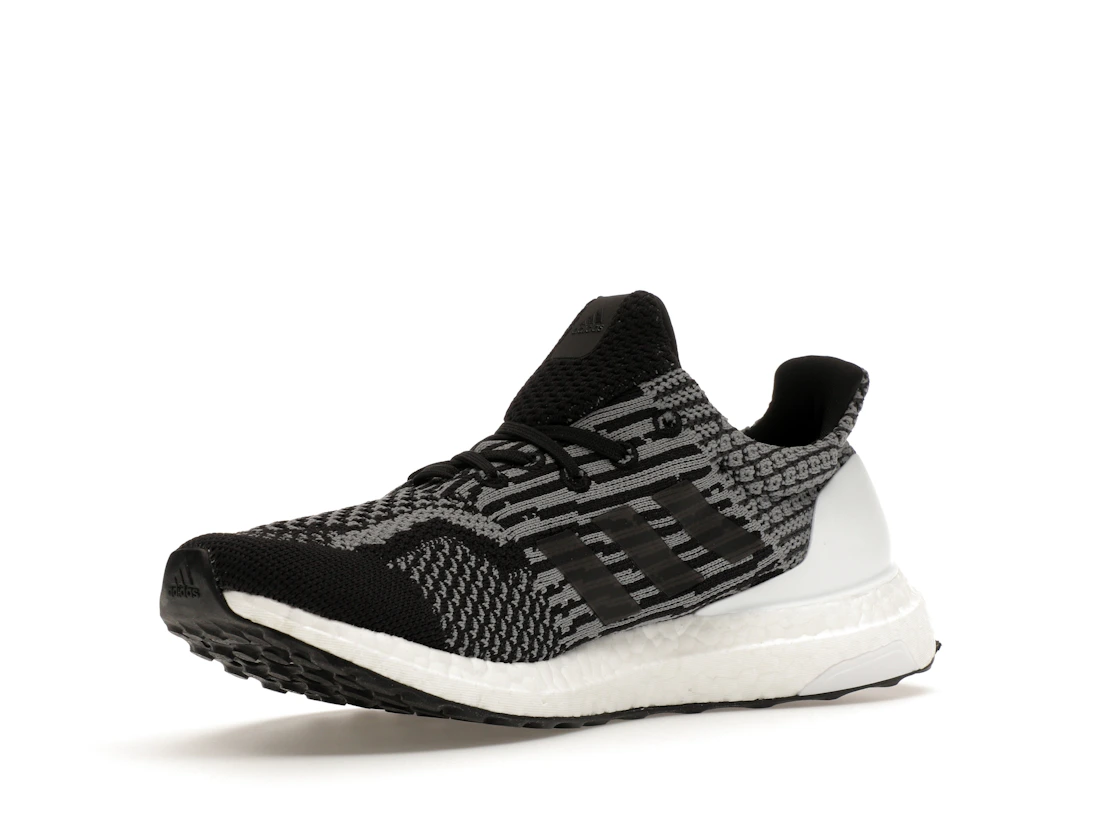 adidas Ultra Boost 5.0 Uncaged DNA Oreo
