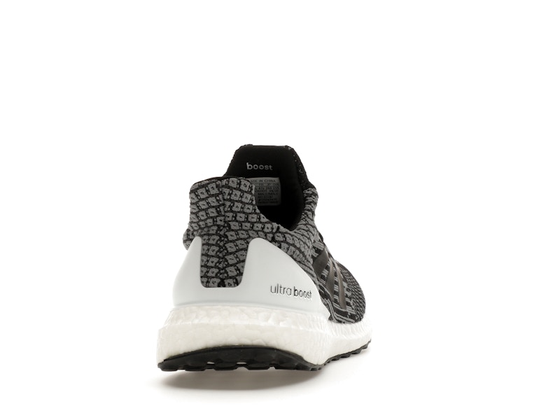 adidas Ultra Boost 5.0 Uncaged DNA Oreo