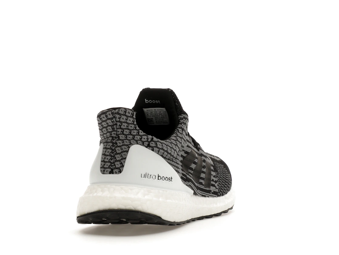adidas Ultra Boost 5.0 Uncaged DNA Oreo