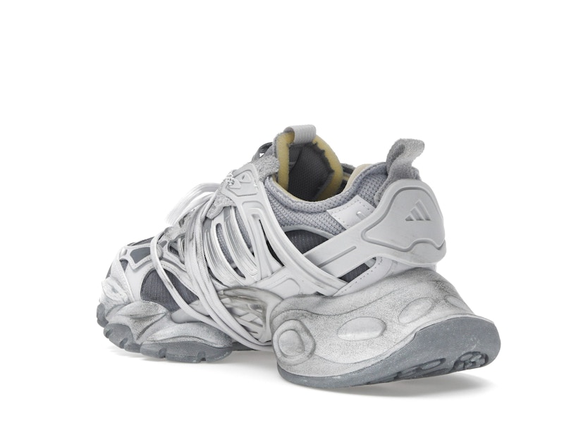 adidas XLG Runner Deluxe Gray