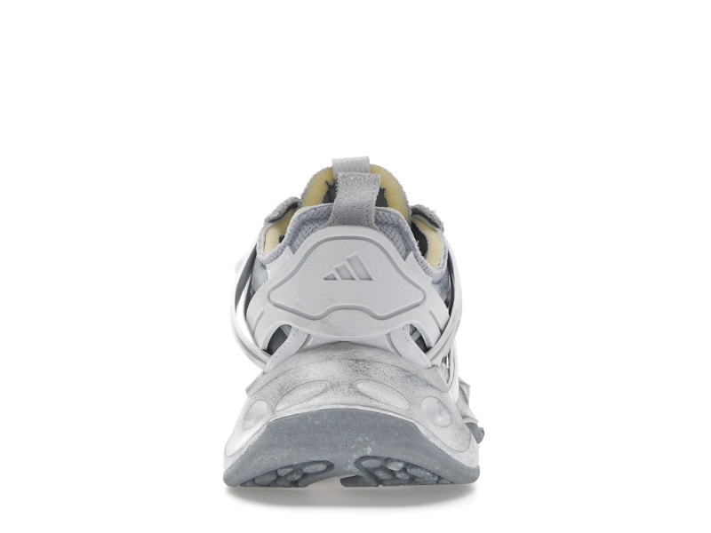 adidas XLG Runner Deluxe Gray