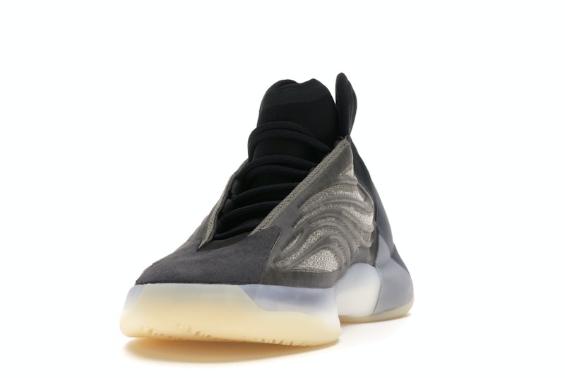 adidas Yeezy QNTM Barium