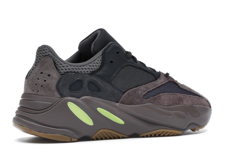 adidas Yeezy Boost 700 Mauve