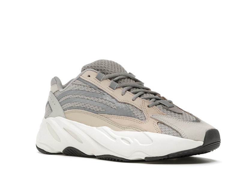Stockx yeezy 700 cream clearance