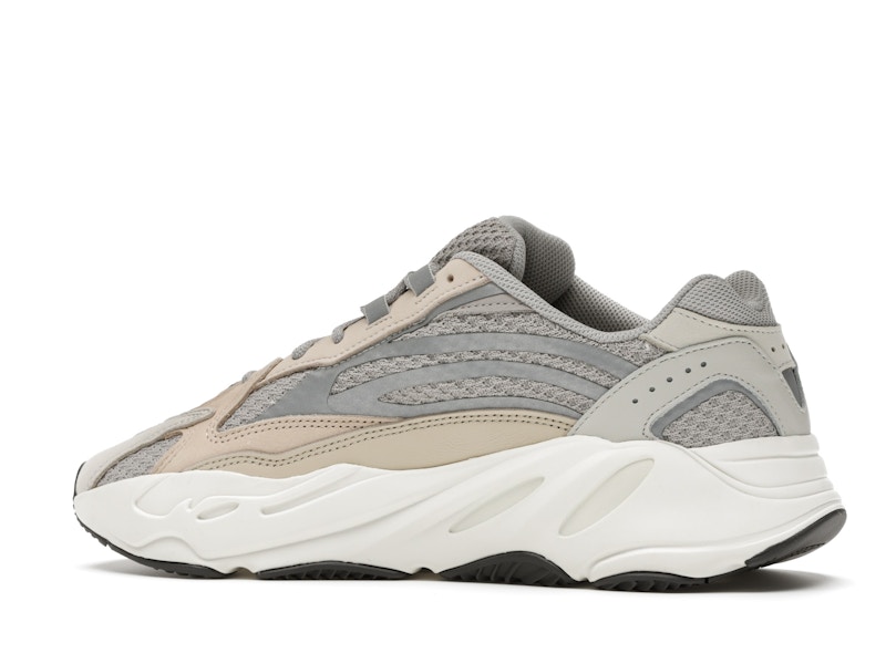 Stockx yeezy 700 v2 cream