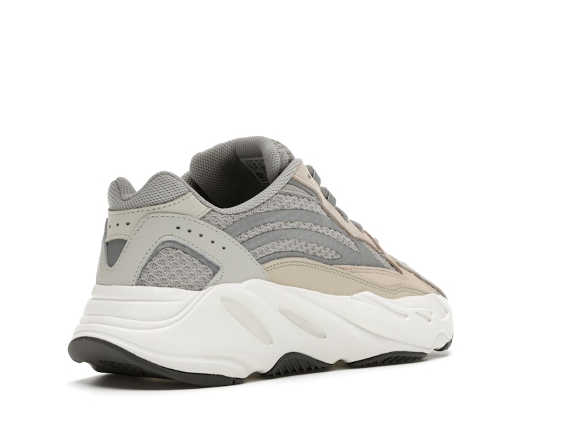 Stockx yeezy 700 v2 cream