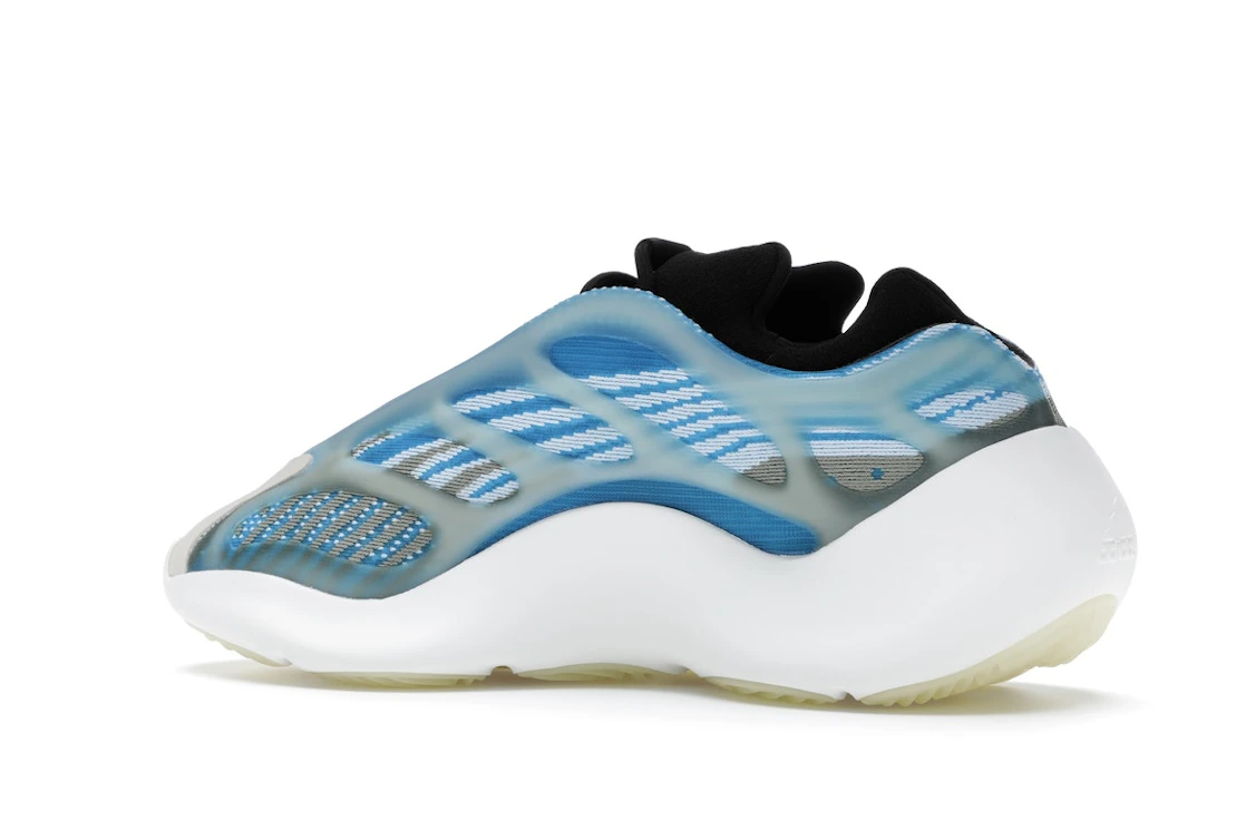 adidas Yeezy 700 V3 Arzareth
