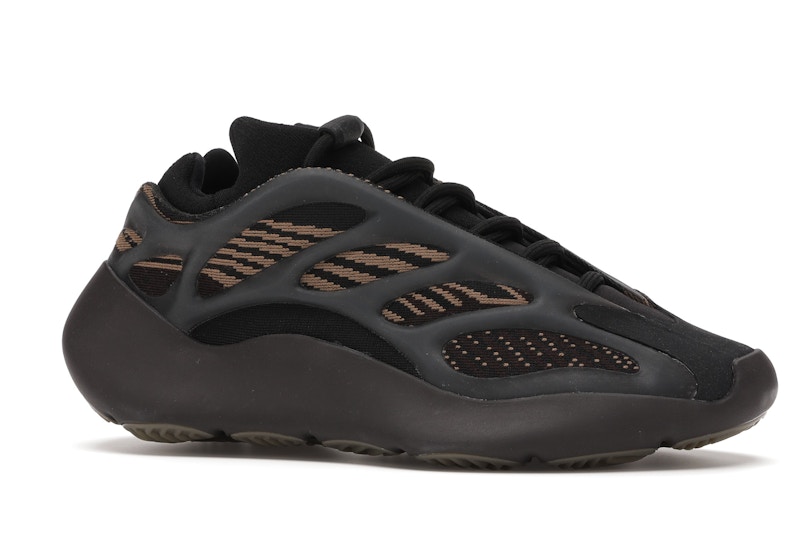 adidas Yeezy 700 V3 Clay Brown