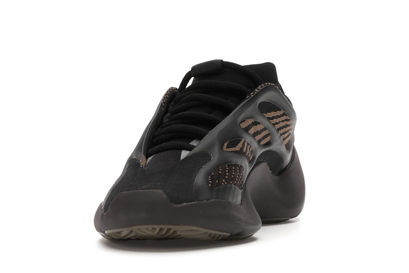 adidas Yeezy 700 V3 Clay Brown