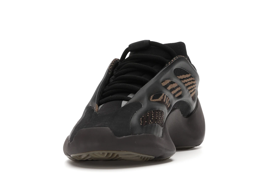 adidas Yeezy 700 V3 Clay Brown