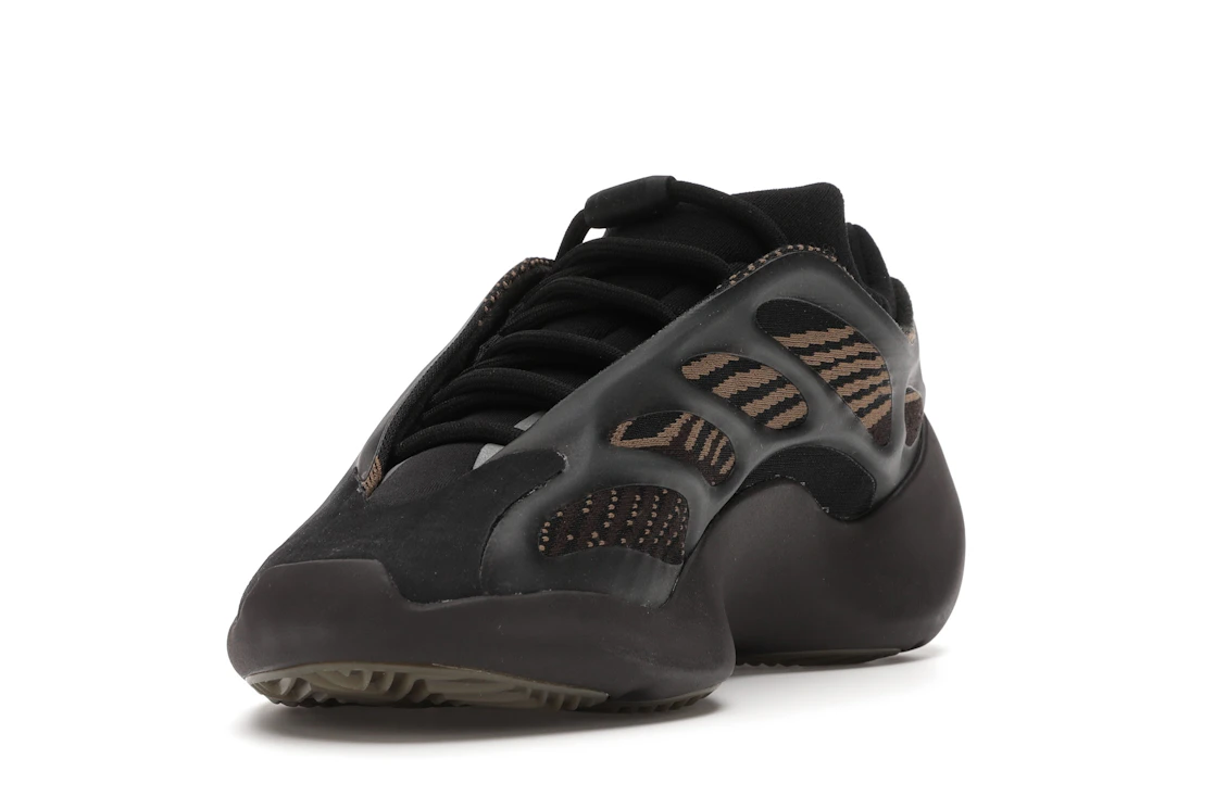 adidas Yeezy 700 V3 Clay Brown