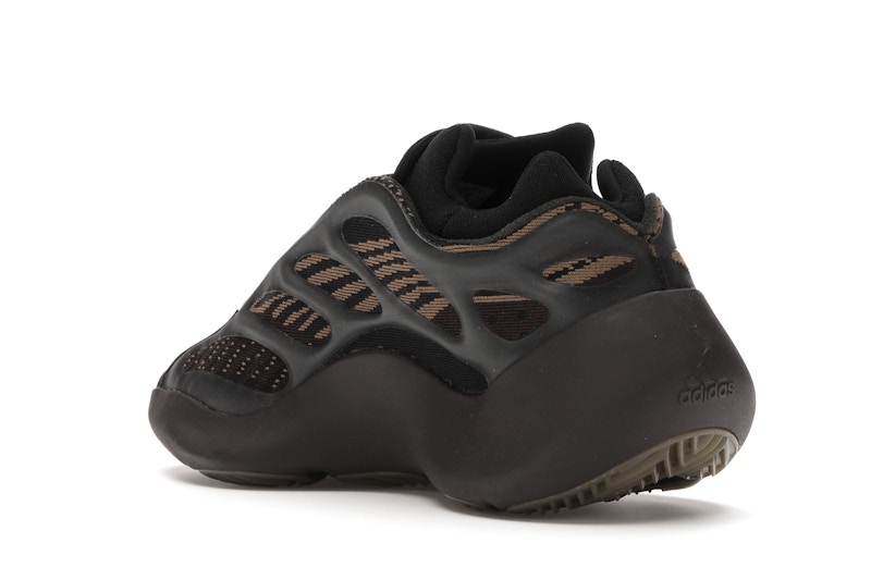 adidas Yeezy 700 V3 Clay Brown