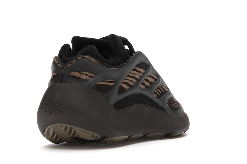 adidas Yeezy 700 V3 Clay Brown