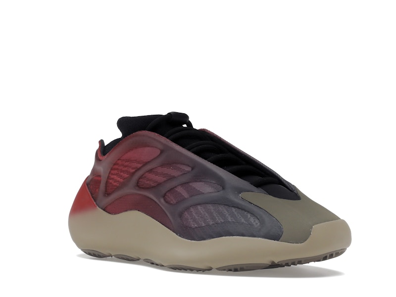 adidas Yeezy 700 V3 Fade Carbon