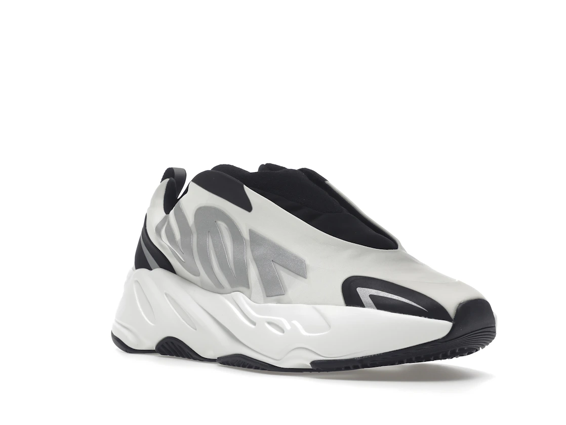adidas Yeezy Boost 700 MNVN Laceless Analog