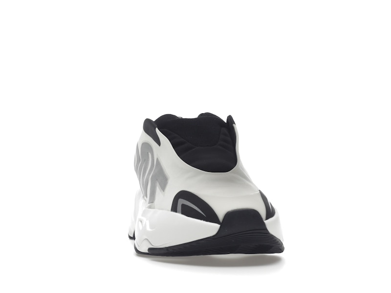 adidas Yeezy Boost 700 MNVN Laceless Analog