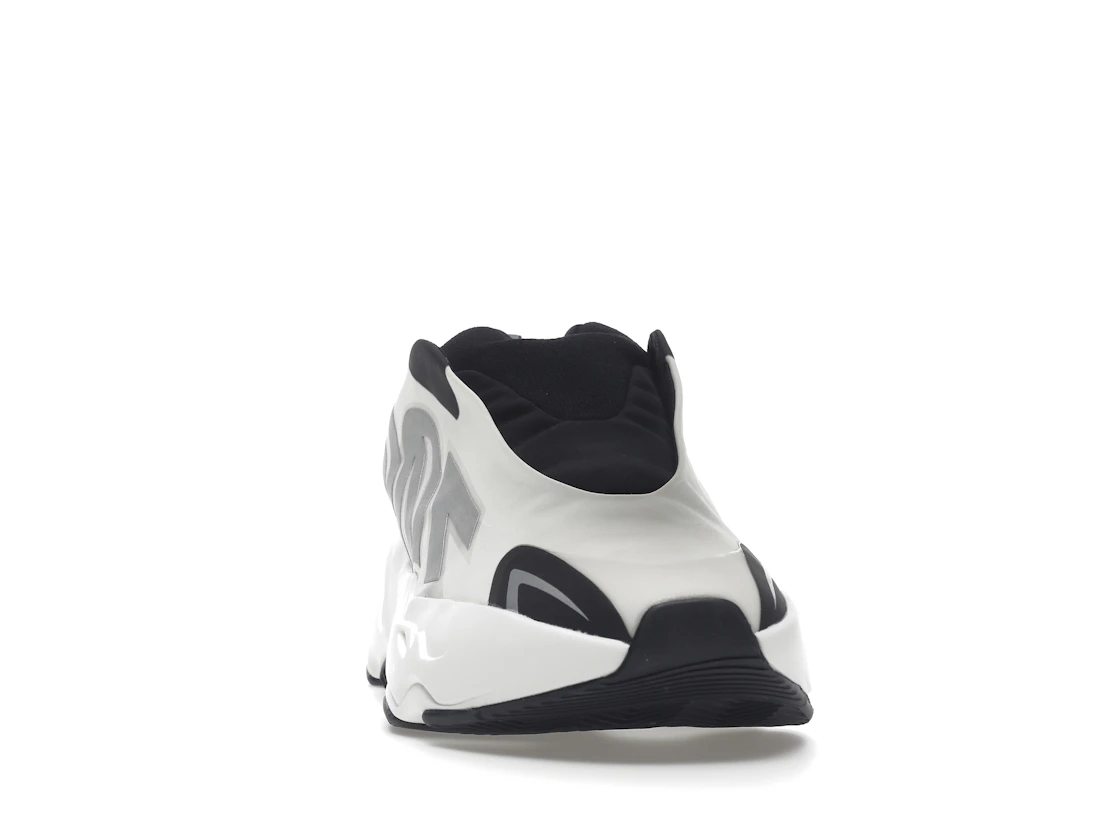 adidas Yeezy Boost 700 MNVN Laceless Analog