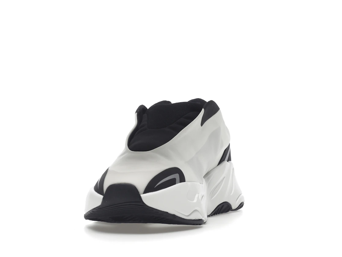 adidas Yeezy Boost 700 MNVN Laceless Analog