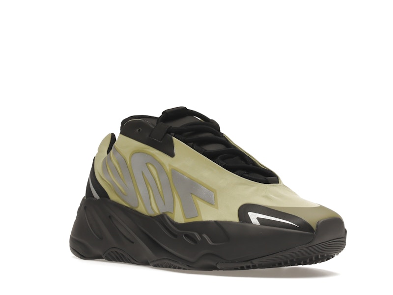 adidas Yeezy Boost 700 MNVN Resin